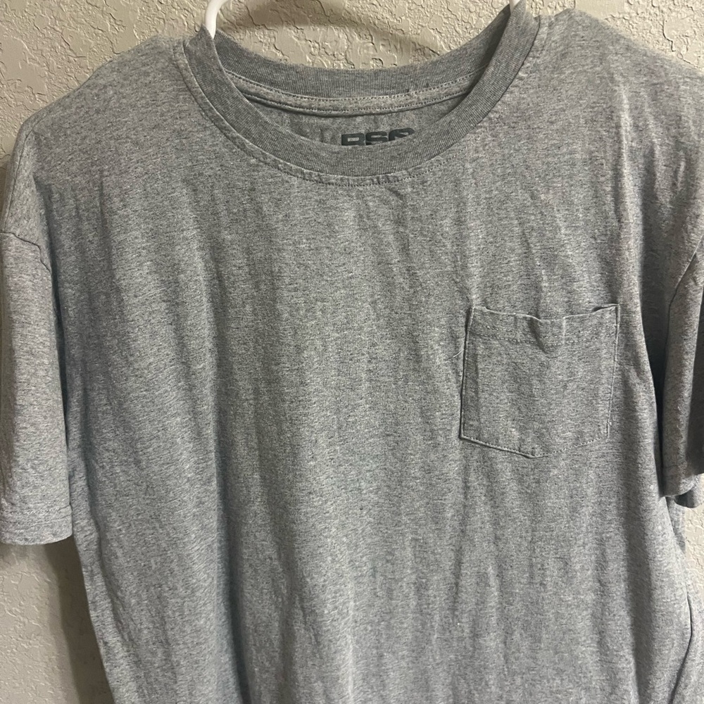 RSQ Gray Short Sleeve Tee